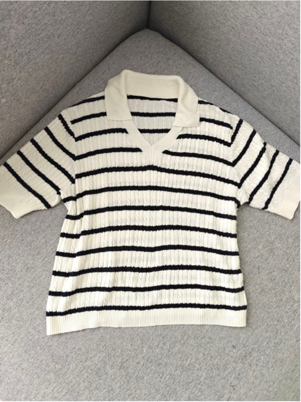 Women's Short Sleeve Tee White Black Striped Knit Polo